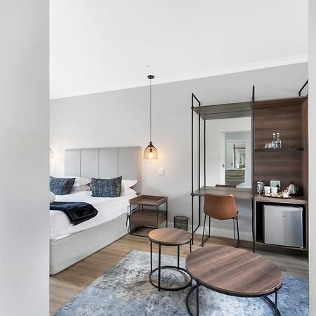 30 On Whites Guesthouse Блумфонтейн Екстер'єр фото