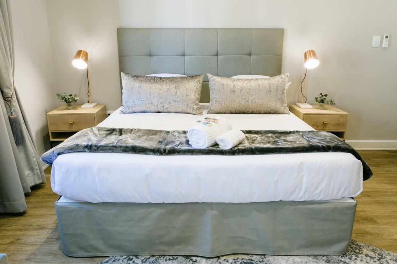 30 On Whites Guesthouse Блумфонтейн Екстер'єр фото